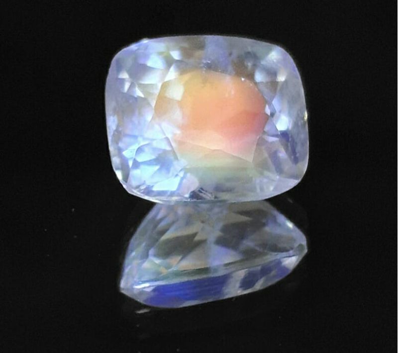 Фото Радужный лунный камень (Мадагаскар) 