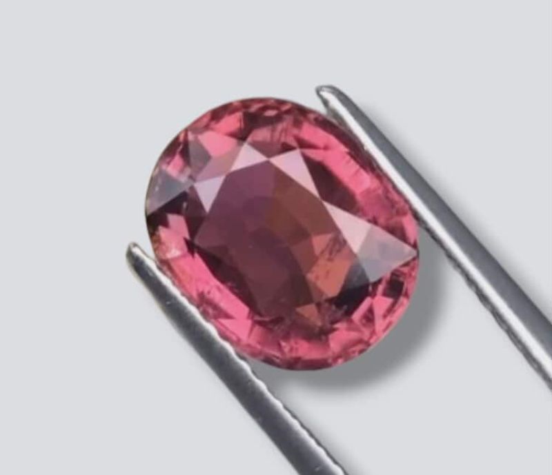 Фото Турмалин розовый (Мозамбик) 