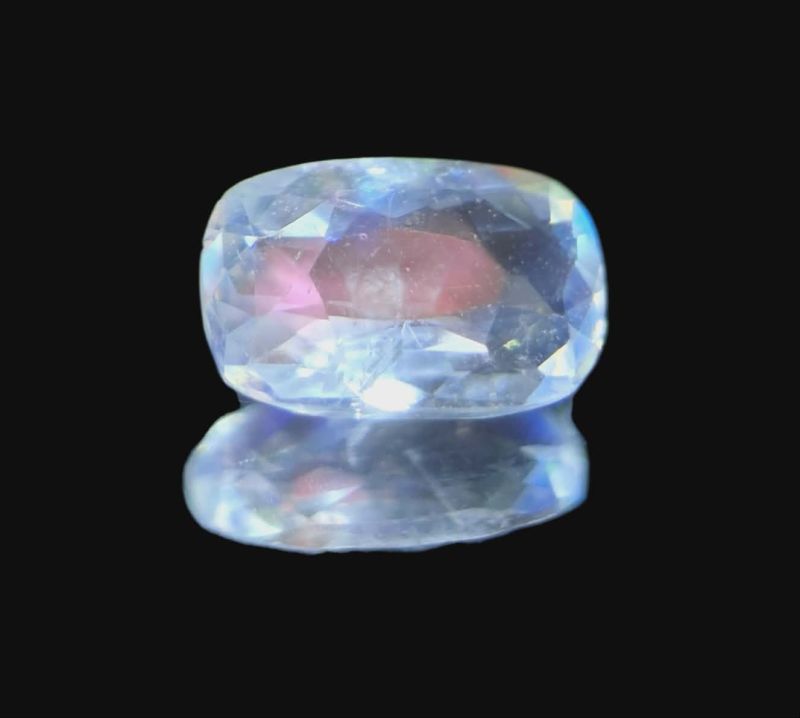 Фото Радужный лунный камень (Мадагаскар) 