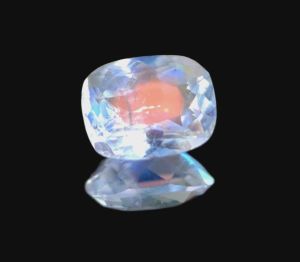 Радужный лунный камень (Мадагаскар) 