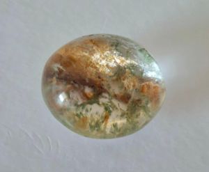 Кварц с хлоритом, лимонитом и гётитом  