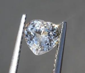 Фенакит (Бирма) 