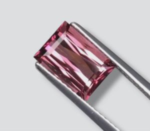 Турмалин розовый (Мозамбик) 