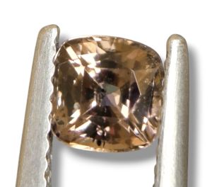 Гранат Малая с эффектом смены цвета (Танзания) 