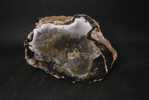 Агат черный моховый с жеодой (Серпухов) 