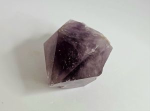 Аметист кристалл 