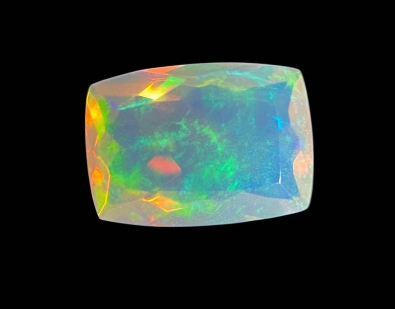 Фото Опал драгоценный (Эфиопия) 