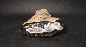 Агат черный моховый с жеодой (Серпухов) 