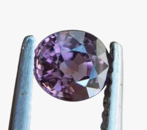 Шпинель с эффектом смены цвета (Танзания) 