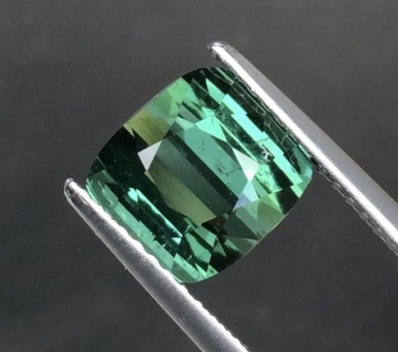 Фото Турмалин цвета "Лагуна" (Афганистан) 