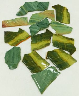Яшма маломуйнаковская зеленая  (пластины) 