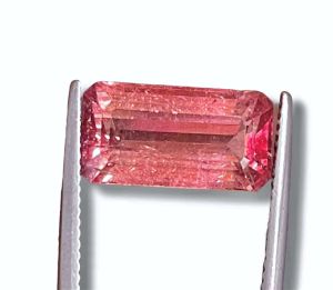 Турмалин розовый (Мозамбик) 