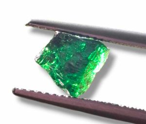 Гранат-цаворит, ЭКО вставка (Танзания) 