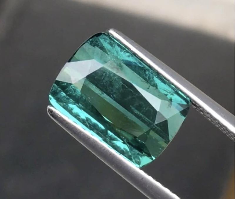 Фото Турмалин цвета "Лагуна" (Афганистан) 