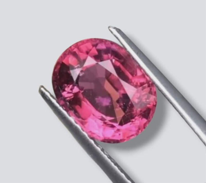 Фото Турмалин розовый (Мозамбик) 
