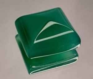 Халцедон. Кабошон Sugar Loaf 