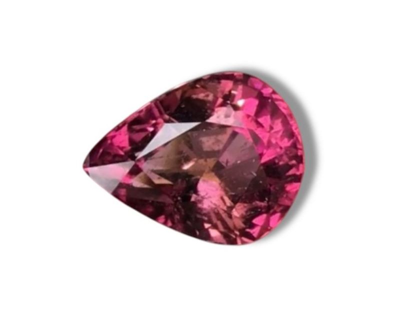 Фото Турмалин фиолетовый (Мозамбик) 